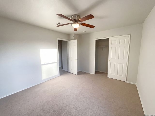 1423 Alaskan Wolf, San Antonio, TX 78245