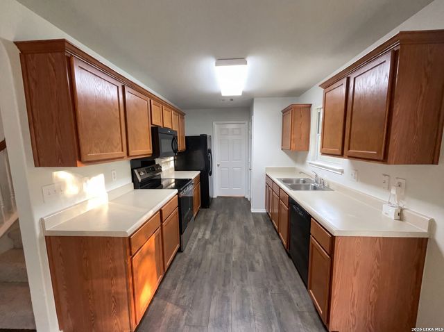 1423 Alaskan Wolf, San Antonio, TX 78245