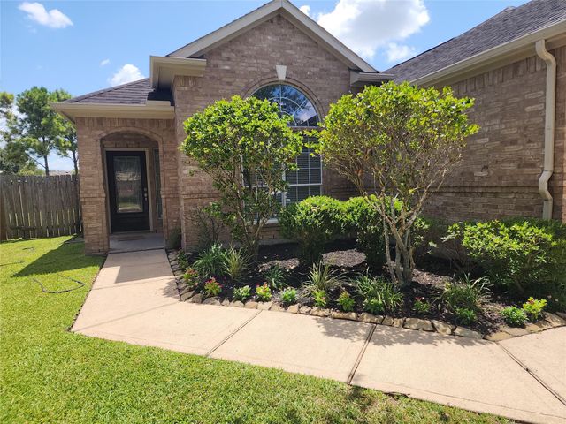 2909 Castleton Bay Lane, Pearland, TX 77584