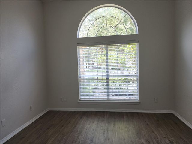 2909 Castleton Bay Lane, Pearland, TX 77584