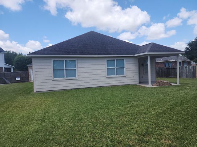 2909 Castleton Bay Lane, Pearland, TX 77584
