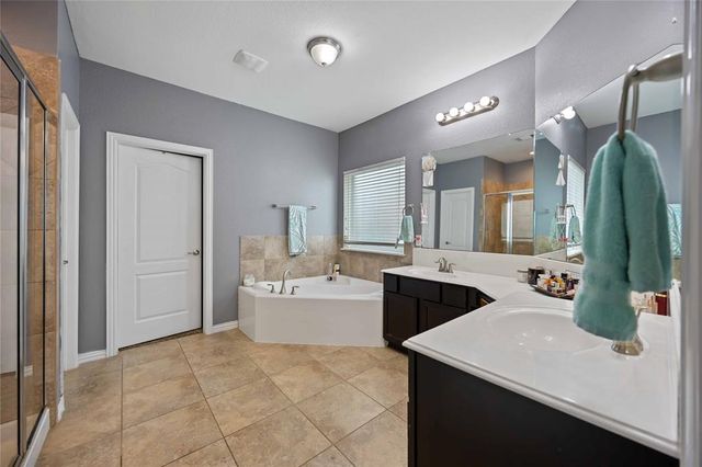 1842 Luminous Waters Lane, Rosharon, TX 77583