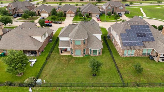 1842 Luminous Waters Lane, Rosharon, TX 77583