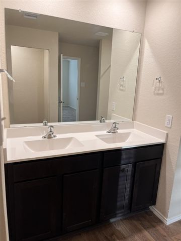 312 Comal Drive, Huntsville, TX 77340