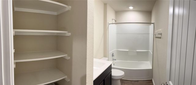 312 Comal Drive, Huntsville, TX 77340