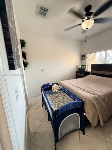 340 E 5th Street 202, Hialeah, FL 33010