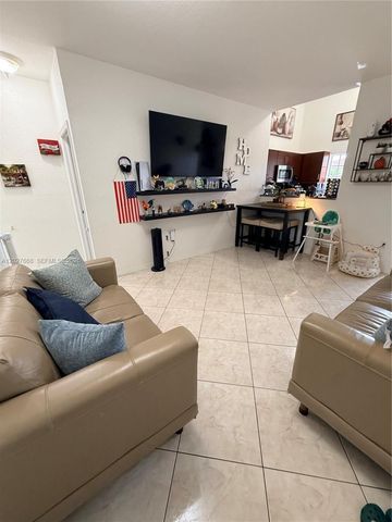 340 E 5th Street 202, Hialeah, FL 33010