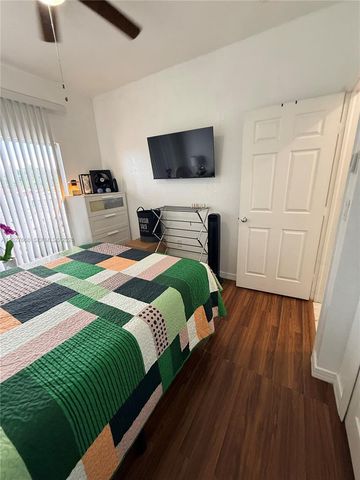 340 E 5th Street 202, Hialeah, FL 33010