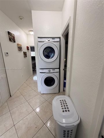 340 E 5th Street 202, Hialeah, FL 33010