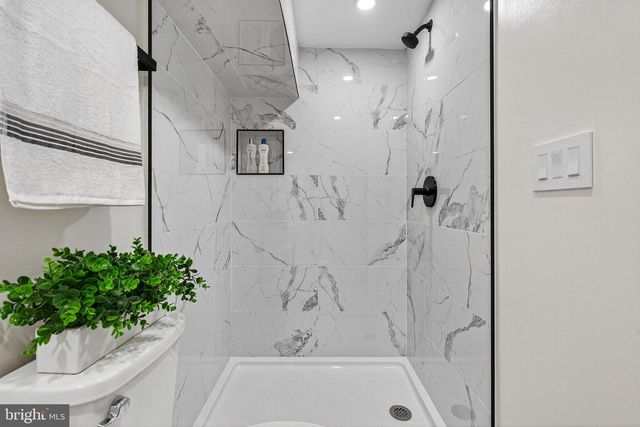 609 N WOODINGTON RD, Baltimore, MD 21229