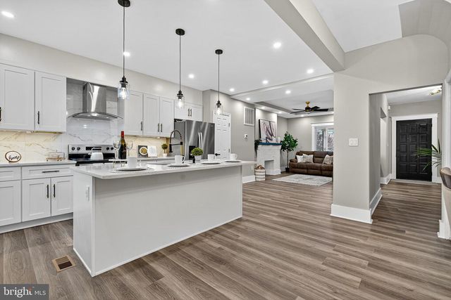 609 N WOODINGTON RD, Baltimore, MD 21229