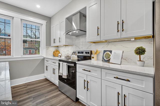 609 N WOODINGTON RD, Baltimore, MD 21229