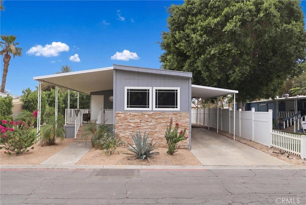 Image 1 of property listing at 80000 Avenue 48 6, Indio, CA 92201