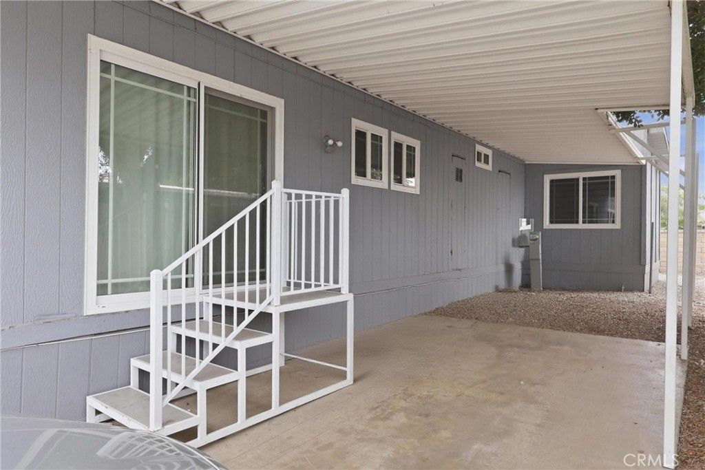 Image 17 of property listing at 80000 Avenue 48 6, Indio, CA 92201