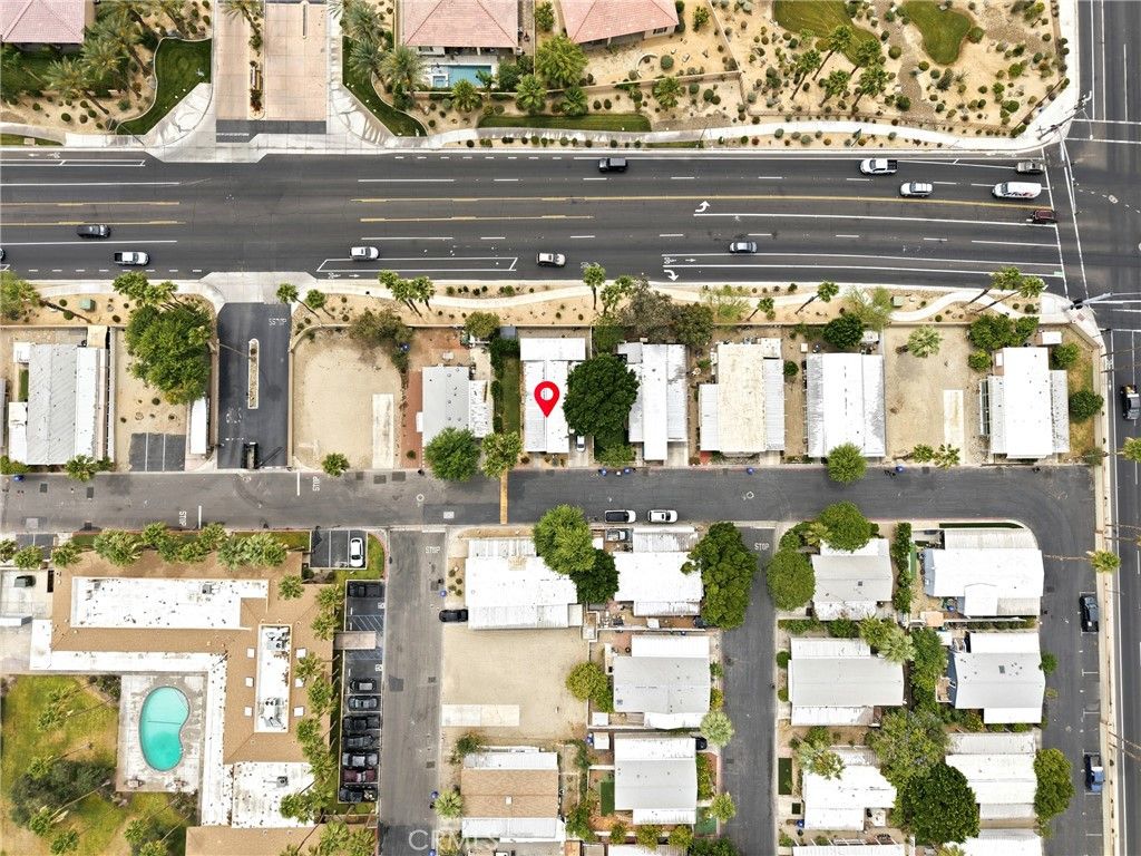 Image 18 of property listing at 80000 Avenue 48 6, Indio, CA 92201