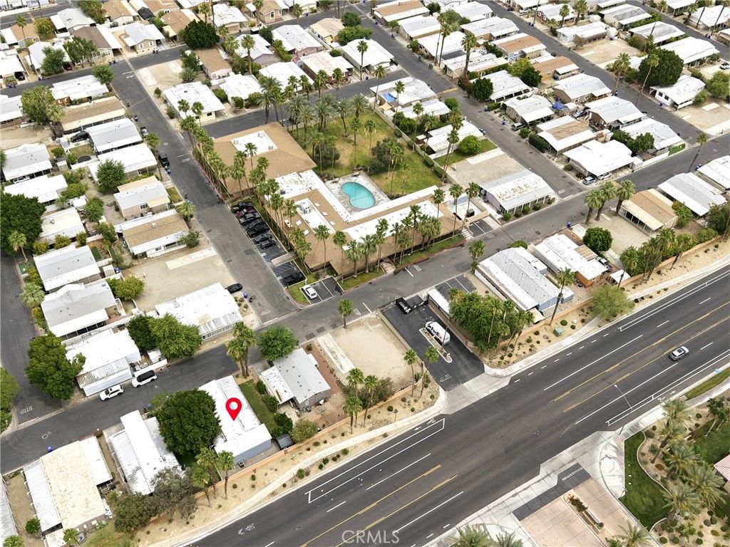Image 19 of property listing at 80000 Avenue 48 6, Indio, CA 92201