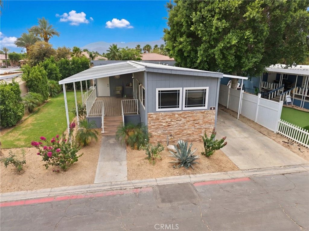 Image 23 of property listing at 80000 Avenue 48 6, Indio, CA 92201