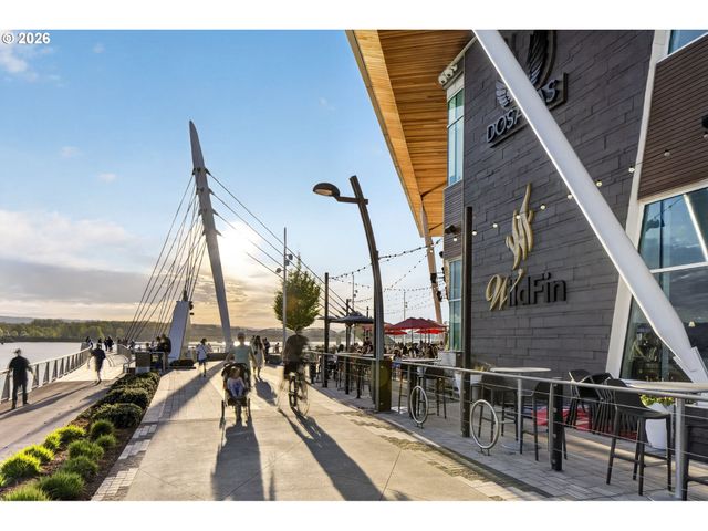 300 W 8TH St 324, Vancouver, WA 98660