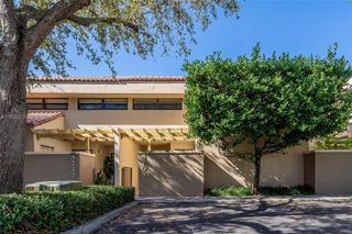 8708 SW 79th Pl 8708, Miami, FL 33143