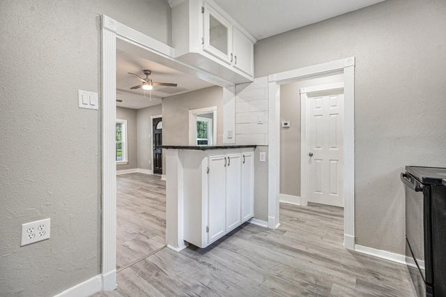 206 Edgar Street, La Marque, TX 77568