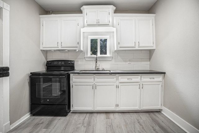 206 Edgar Street, La Marque, TX 77568