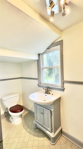 2625 Gladys Avenue, Beaumont, TX 77702