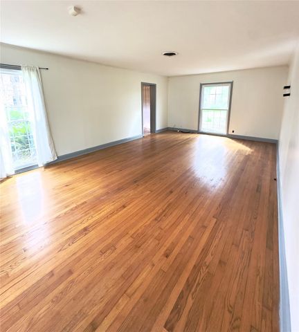 2625 Gladys Avenue, Beaumont, TX 77702