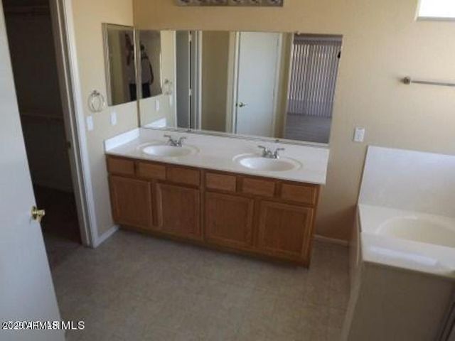 9328 W MONROE Street, Peoria, AZ 85345