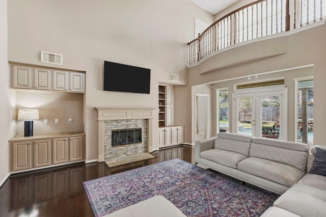 8639 Westbrook Forest Drive, Sugar Land, TX 77479