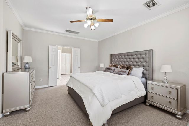 8639 Westbrook Forest Drive, Sugar Land, TX 77479