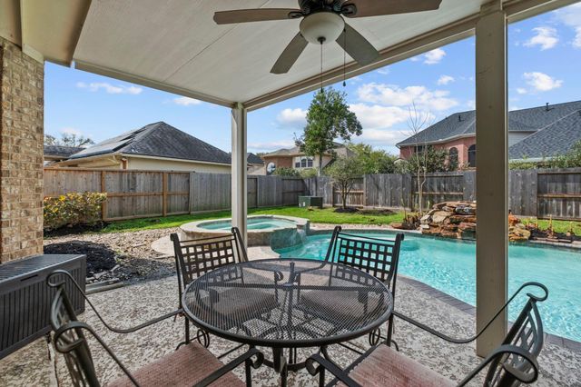 8639 Westbrook Forest Drive, Sugar Land, TX 77479