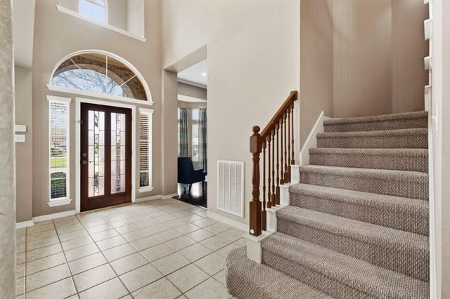 8639 Westbrook Forest Drive, Sugar Land, TX 77479