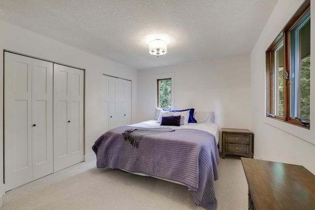 15801 Day Place, Minnetonka, MN 55345