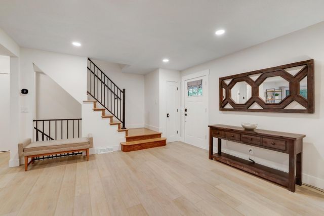 15801 Day Place, Minnetonka, MN 55345