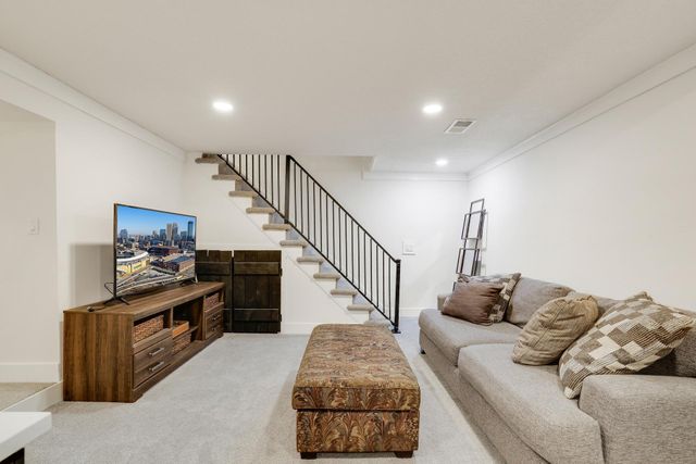 15801 Day Place, Minnetonka, MN 55345