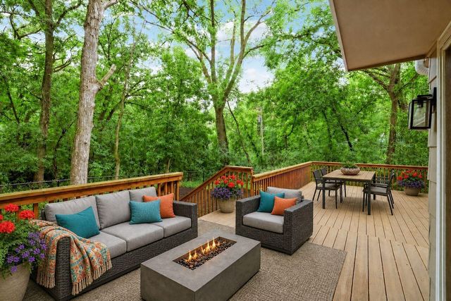 15801 Day Place, Minnetonka, MN 55345