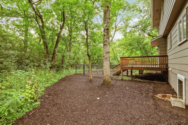 15801 Day Place, Minnetonka, MN 55345