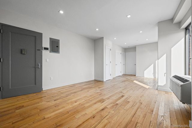 444 Graham Avenue 5J, Brooklyn, NY 11211