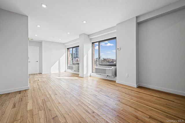 444 Graham Avenue 5J, Brooklyn, NY 11211