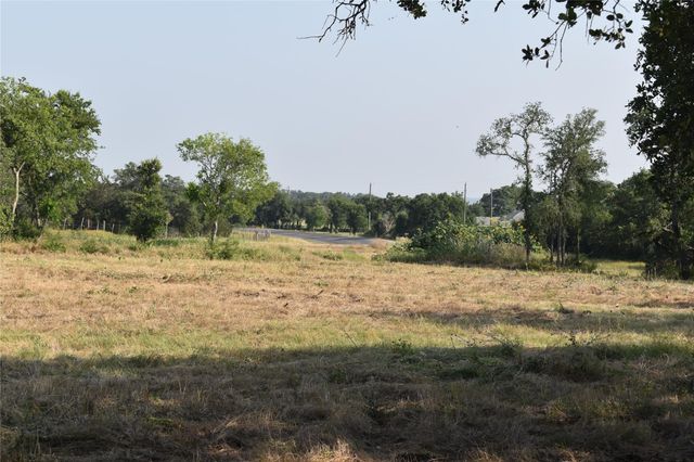 1130 Fm-970, Florence, TX 76527