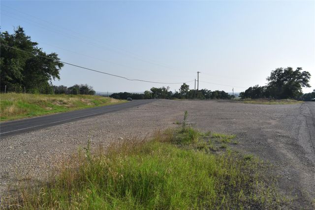 1130 Fm-970, Florence, TX 76527