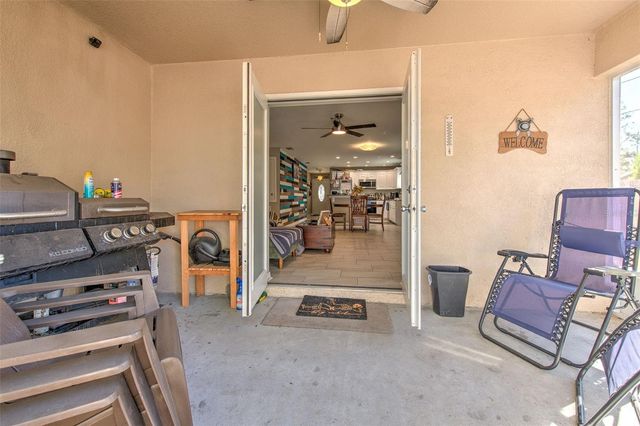 38021 10 TH AVE, Zephyrhills, FL 33542