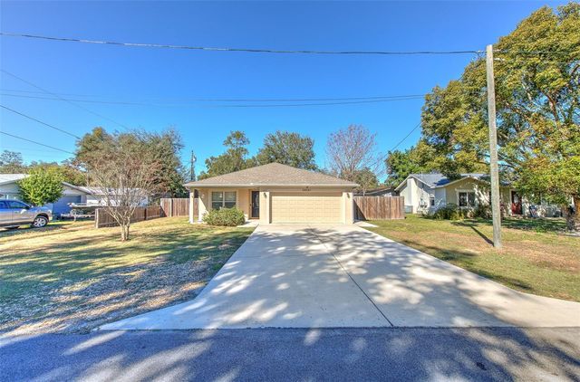 38021 10 TH AVE, Zephyrhills, FL 33542