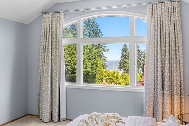 5767 Eldorado Place NW, Bremerton, WA 98312