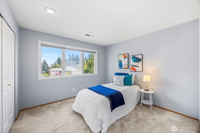 5767 Eldorado Place NW, Bremerton, WA 98312