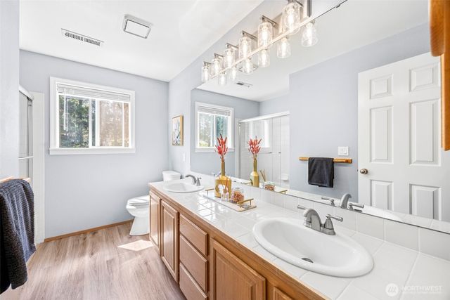5767 Eldorado Place NW, Bremerton, WA 98312