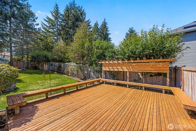 5767 Eldorado Place NW, Bremerton, WA 98312