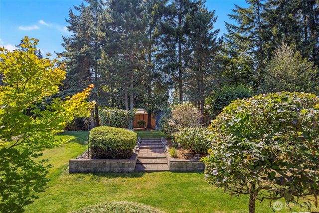 5767 Eldorado Place NW, Bremerton, WA 98312