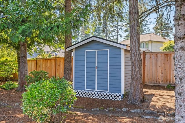 5767 Eldorado Place NW, Bremerton, WA 98312