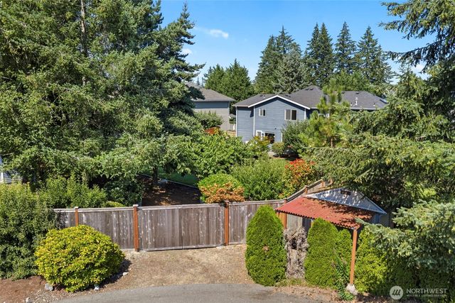 5767 Eldorado Place NW, Bremerton, WA 98312